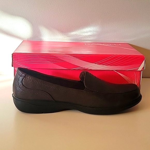 Rasolli Brown Rock Comfort Slip-On Loafer Women's Size 10 New In Box - Picture 5 of 11